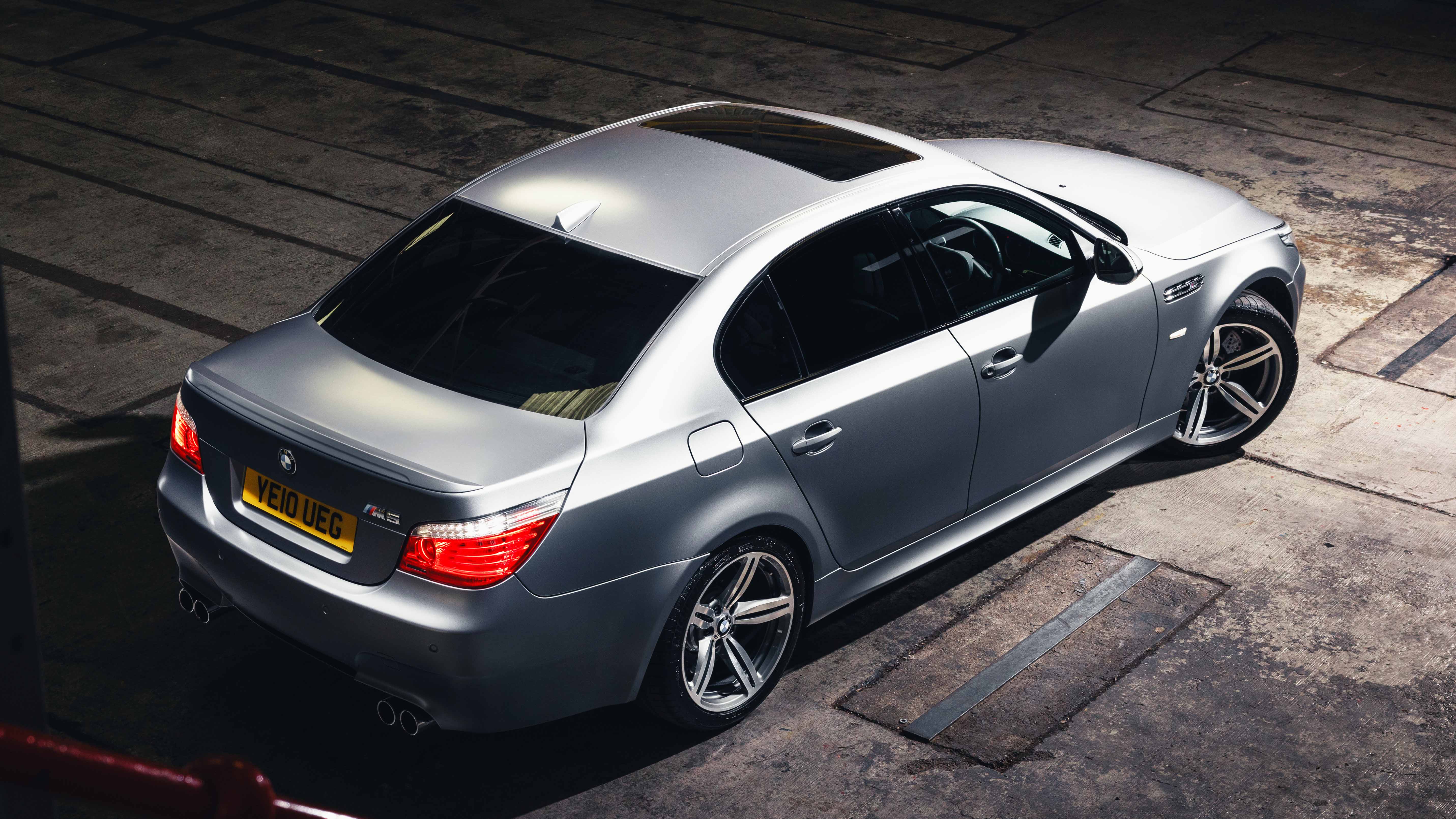 Best ever V10s: the unhinged 5.0-litre in the old E60 BMW M5 | Top Gear